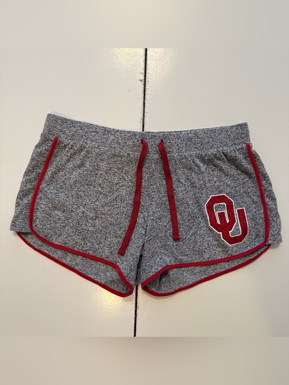 Girl’s Oklahoma Sooners 5th & Ocean Gray Shorts with Red Glitter Logo